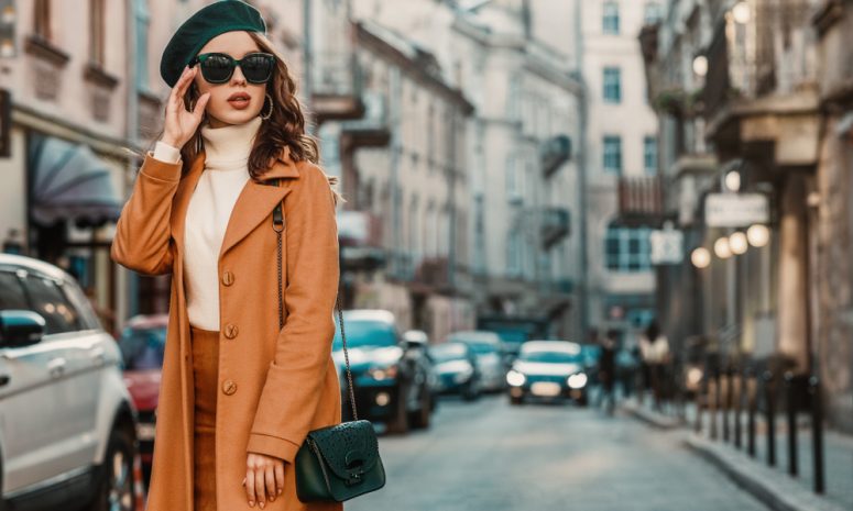 Un palton bej clasic